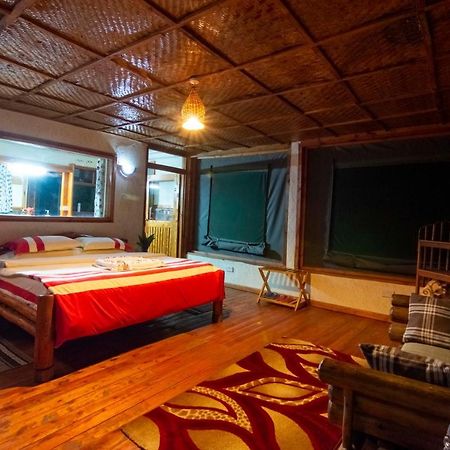 Bugambira Rushaga Gorilla Lodge מראה חיצוני תמונה